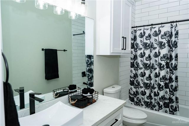 611 S 1st Lane, Mcallen, TX 78501