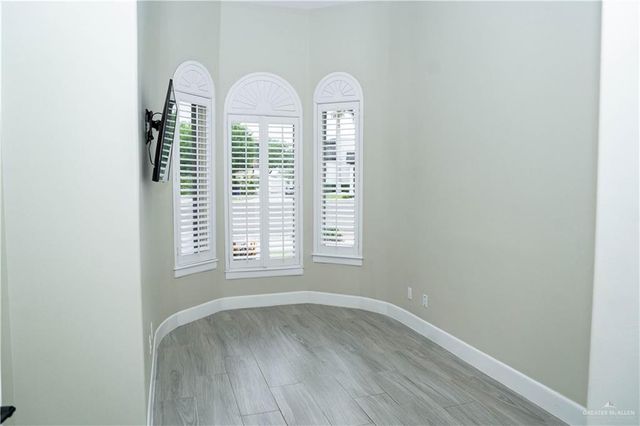 611 S 1st Lane, Mcallen, TX 78501