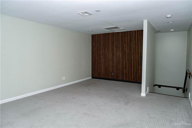 611 S 1st Lane, Mcallen, TX 78501