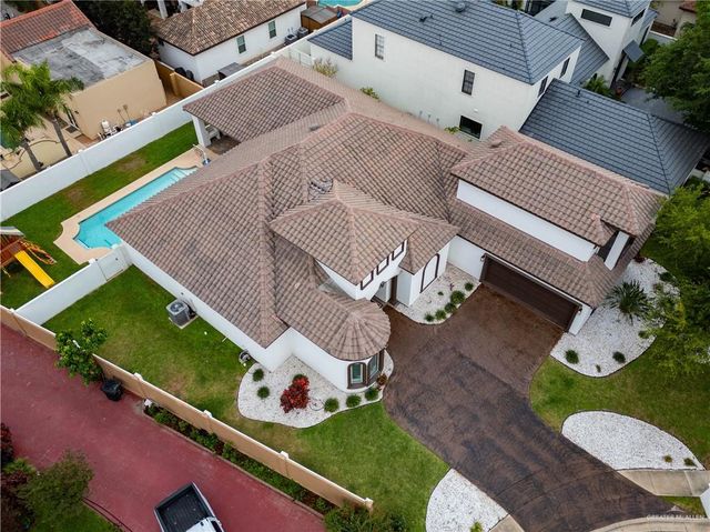 611 S 1st Lane, Mcallen, TX 78501