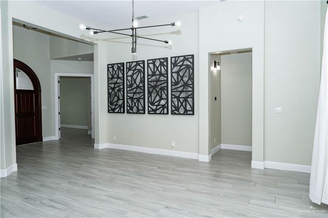 611 S 1st Lane, Mcallen, TX 78501