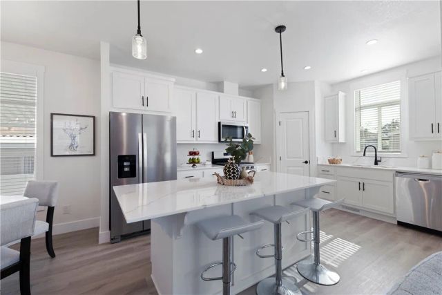 2139 E 4th 244, Ontario, CA 91764