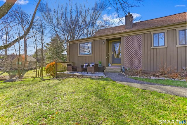 72 Dakota Lane B, Stratford, CT 06614