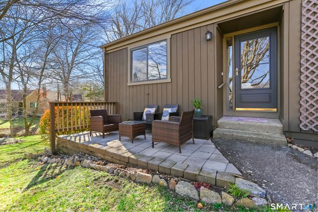 72 Dakota Lane B, Stratford, CT 06614