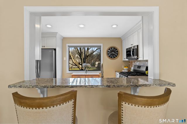 72 Dakota Lane B, Stratford, CT 06614