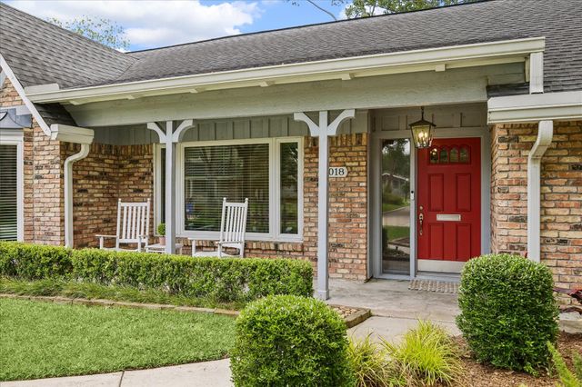 1018 Ben Hur Drive, Spring Valley Village, TX 77055
