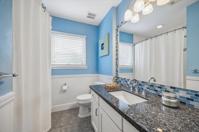 1018 Ben Hur Drive, Spring Valley Village, TX 77055