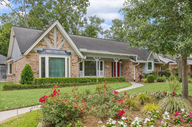 1018 Ben Hur Drive, Spring Valley Village, TX 77055
