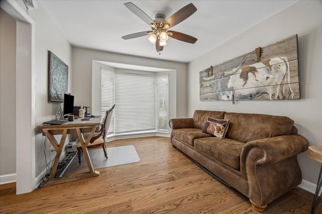 1018 Ben Hur Drive, Spring Valley Village, TX 77055