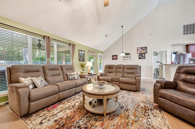 1916 Orkney Lane, Conroe, TX 77301