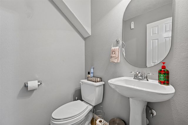 1916 Orkney Lane, Conroe, TX 77301