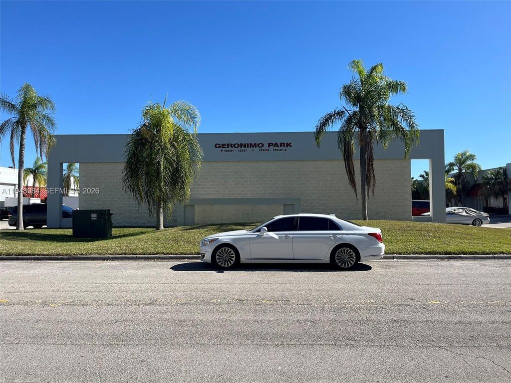 12931 SW 133rd Ct 12931, Unincorporated Dade County, FL 33186