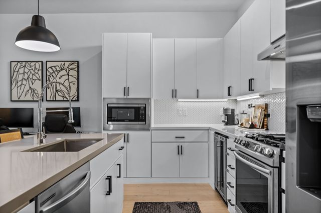 1507 N Garrett Avenue 203, Dallas, TX 75206