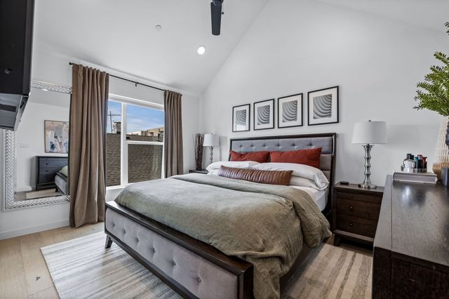 1507 N Garrett Avenue 203, Dallas, TX 75206