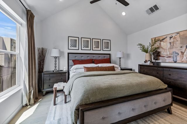 1507 N Garrett Avenue 203, Dallas, TX 75206