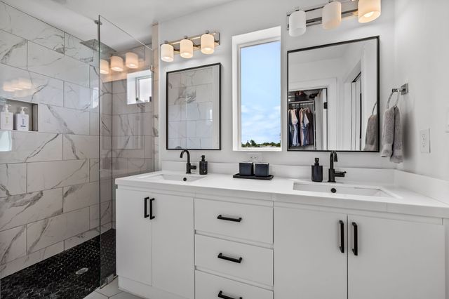 1507 N Garrett Avenue 203, Dallas, TX 75206