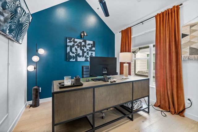 1507 N Garrett Avenue 203, Dallas, TX 75206