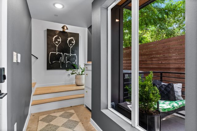 1507 N Garrett Avenue 203, Dallas, TX 75206