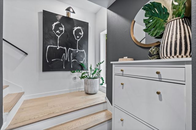 1507 N Garrett Avenue 203, Dallas, TX 75206