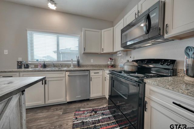 306 Ruffin Road, Mabank, TX 75147