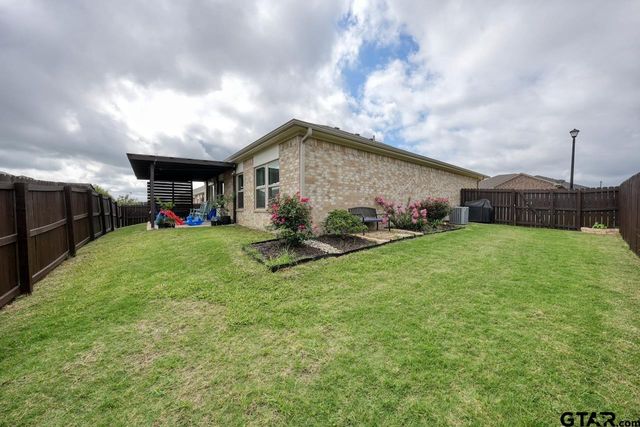 306 Ruffin Road, Mabank, TX 75147