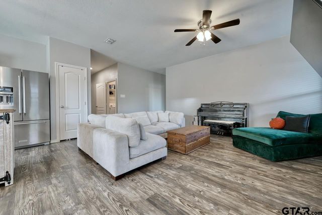 306 Ruffin Road, Mabank, TX 75147