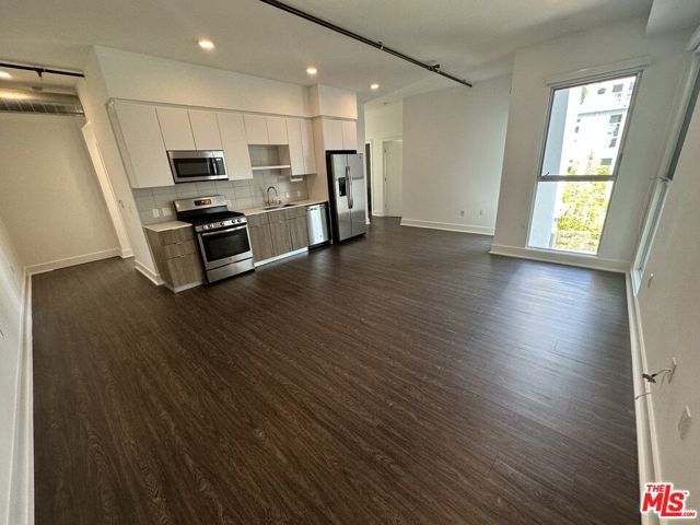 4210 Del Rey Avenue 417, Marina Del Rey, CA 90292