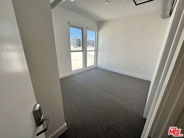 4210 Del Rey Avenue 417, Marina Del Rey, CA 90292
