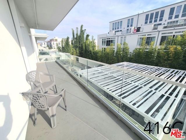 4210 Del Rey Avenue 417, Marina Del Rey, CA 90292