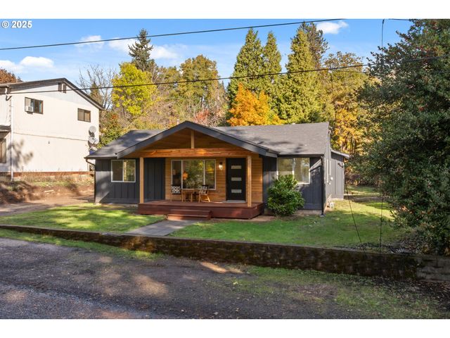 646 Se OAK St, White Salmon, WA 98672