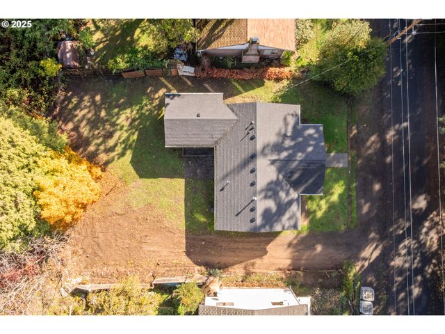 646 Se OAK St, White Salmon, WA 98672