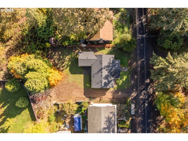 646 Se OAK St, White Salmon, WA 98672