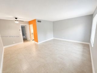 419 Us Highway 1 105, North Palm Beach, FL 33408