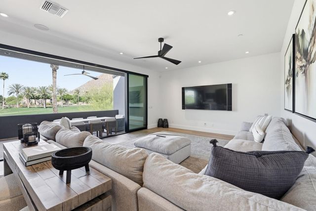 4544 N Evans Drive, Scottsdale, AZ 85251