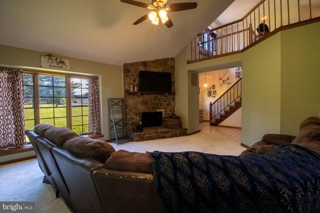 21 MIRANDA CT, Martinsburg, WV 25403
