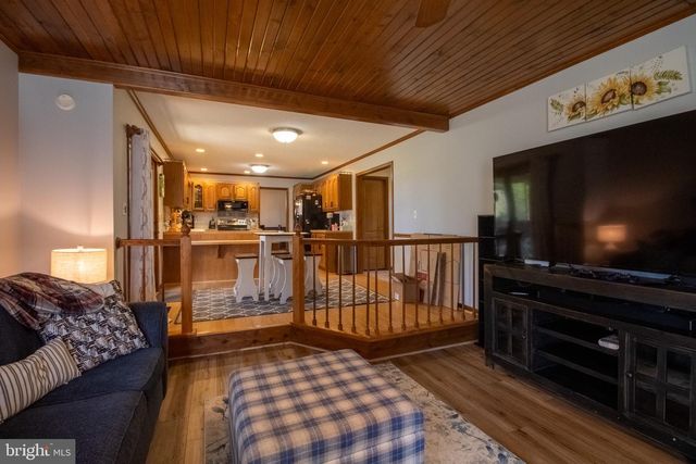 21 MIRANDA CT, Martinsburg, WV 25403