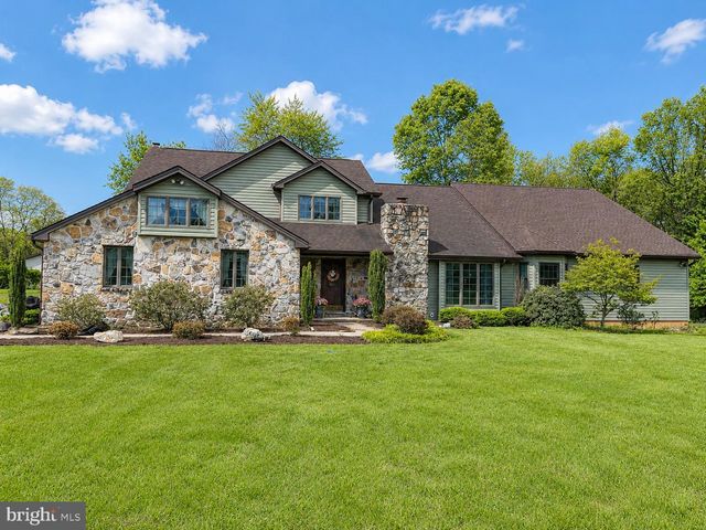 21 MIRANDA CT, Martinsburg, WV 25403