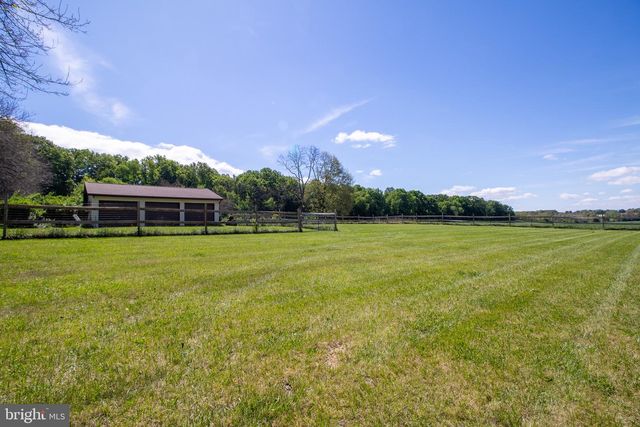21 MIRANDA CT, Martinsburg, WV 25403