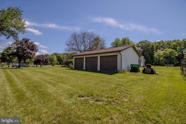 21 MIRANDA CT, Martinsburg, WV 25403
