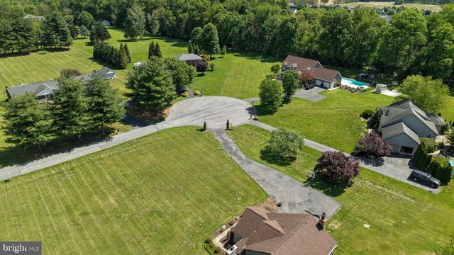 21 MIRANDA CT, Martinsburg, WV 25403