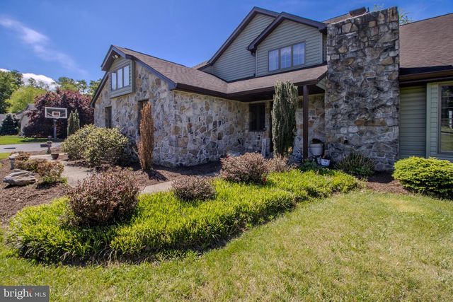 21 MIRANDA CT, Martinsburg, WV 25403