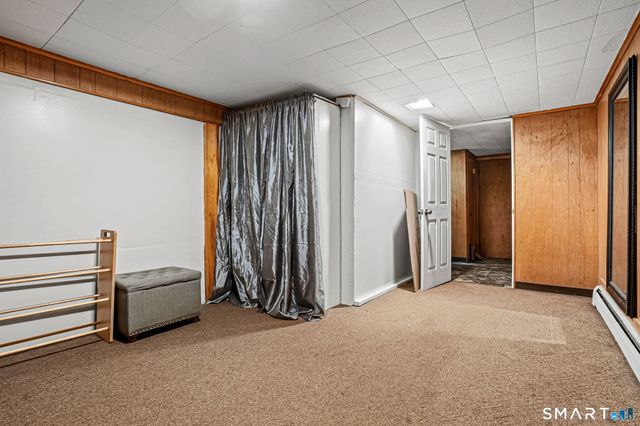 7 Newport Drive, Waterbury, CT 06705
