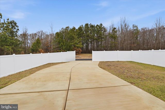 6619 SACAGAWEA ST, Ruther Glen, VA 22546