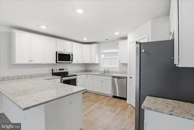 6619 SACAGAWEA ST, Ruther Glen, VA 22546