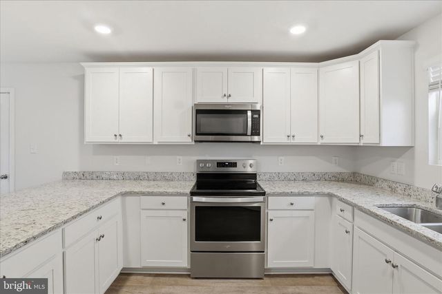 6619 SACAGAWEA ST, Ruther Glen, VA 22546