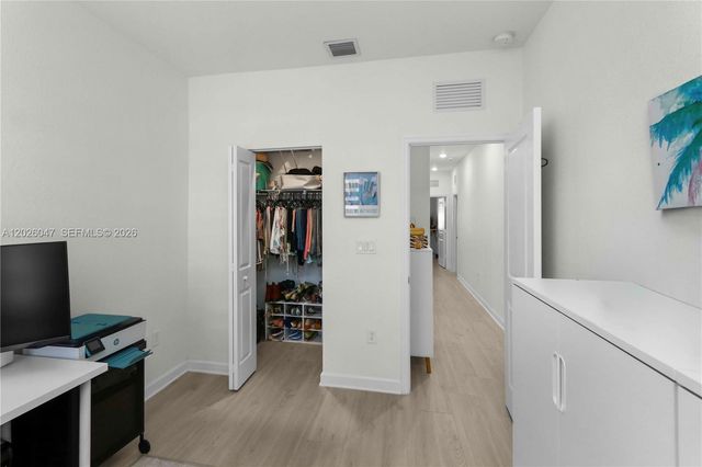 12862 SW 231st St, Miami, FL 33170