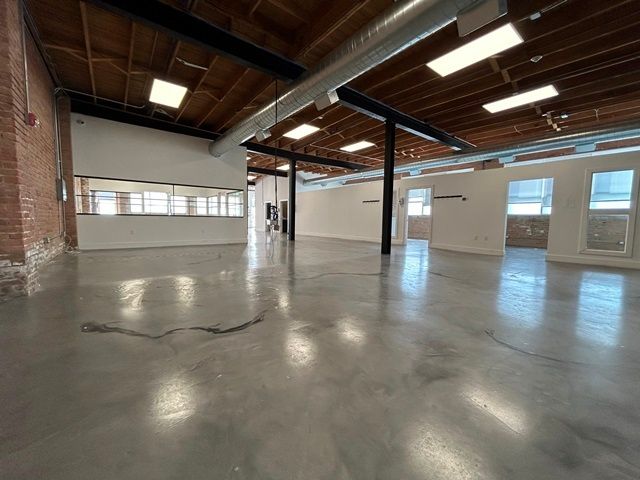 1438 W Fulton Street, Chicago, IL 60607