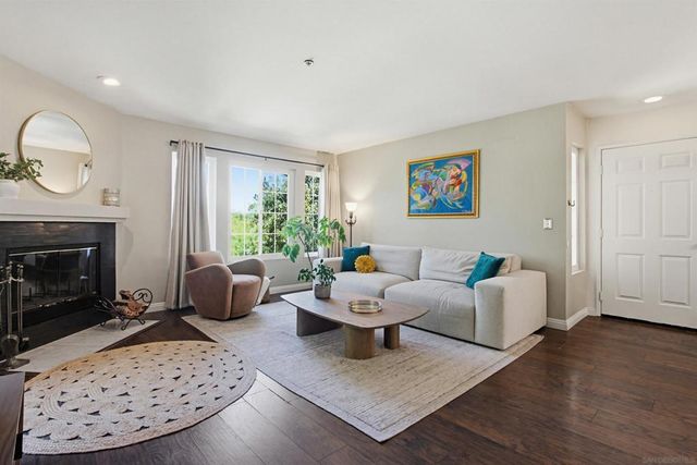 18650 Caminito Cantilena 296, San Diego, CA 92128