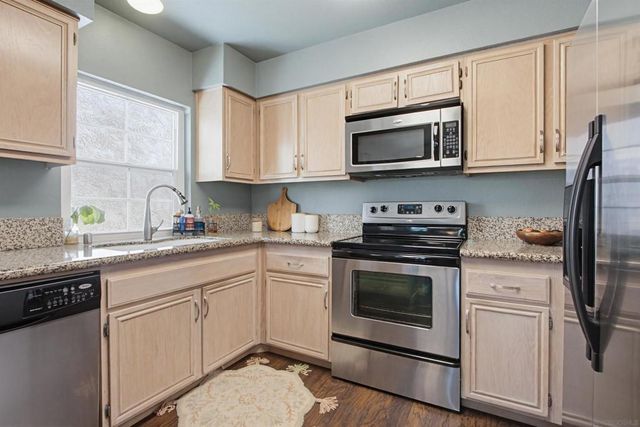 18650 Caminito Cantilena 296, San Diego, CA 92128