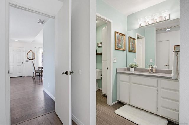18650 Caminito Cantilena 296, San Diego, CA 92128